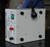 Вид снизу источника питания Ajetrays EPS-3032SW Вид снизу источника питания Ajetrays EPS-3032SW