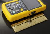 Габаритные размеры осциллографа Fluke 123 Габаритные размеры осциллографа Fluke 123