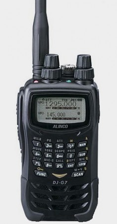 Рации портативные аналоговые Alinco DJ-G7 Alinco DJ-G7
