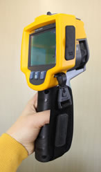 Портативный тепловизор производства Fluke
